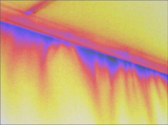 Měření termokamerou pro zjištění ztrát tepla Zjištění zdroje ztráty tepla měřením termokamerou